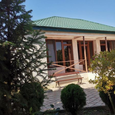 Villa Platinum Tskaltubo Exterior photo