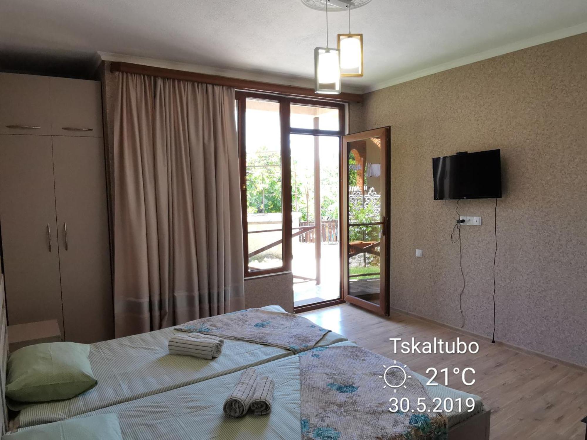 Villa Platinum Tskaltubo Exterior photo