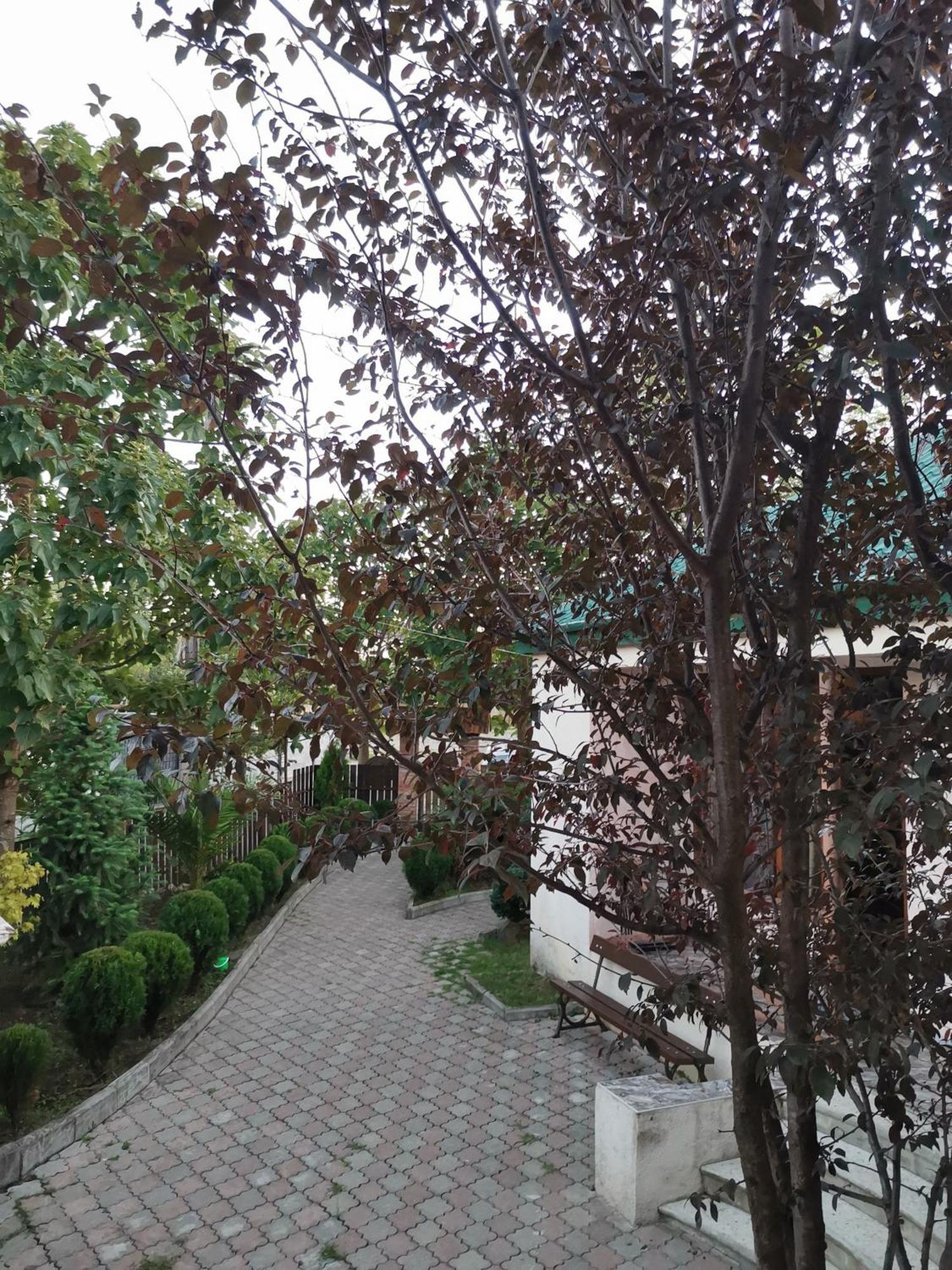Villa Platinum Tskaltubo Exterior photo